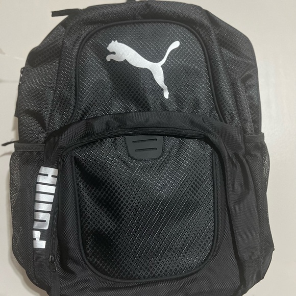 PUMA BLACK CONTENDER 3.0 BACKPACK NWOT - Picture 3 of 8